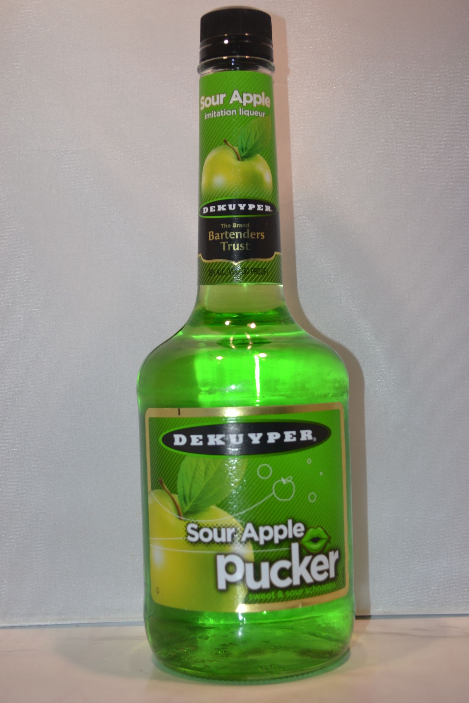 Dekuyper Pucker Raspberry Schnapps Liqueur