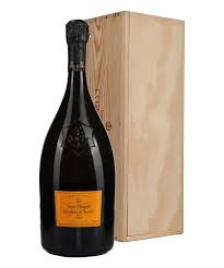 VEUVE CLICQUOT CHAMPAGNE BRUT LA GRANDE DAME 1990 3L