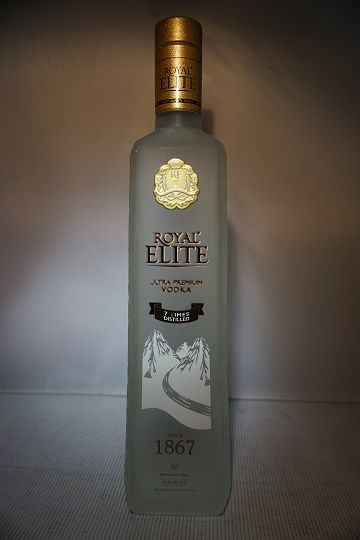 ROYAL ELITE VODKA ULTRA PREMIUM UZBAKISTAN 750ML