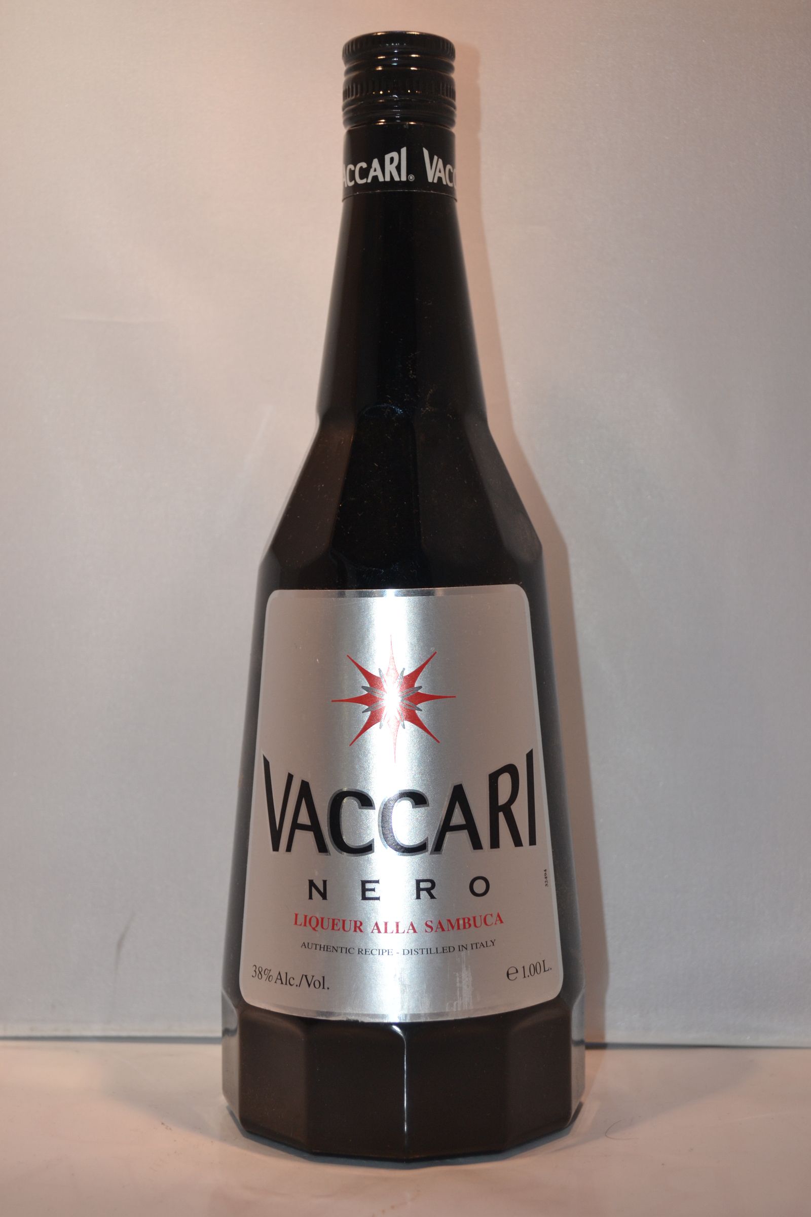 VACCARI NERO SAMBUCA LIQUEUR 1LI - Remedy Liquor